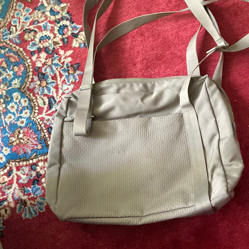 MANDARINA DUCK BAG